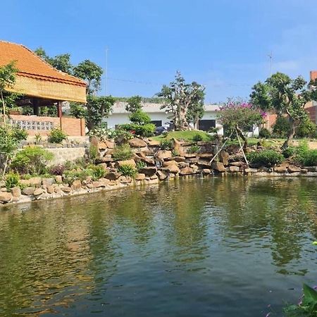 Suoi Rao Valley - Cach Ho Tram 17Km Ba Rịa Eksteriør billede