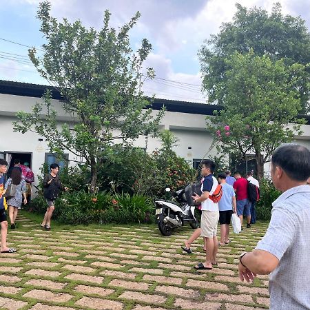 Suoi Rao Valley - Cach Ho Tram 17Km Ba Rịa Eksteriør billede