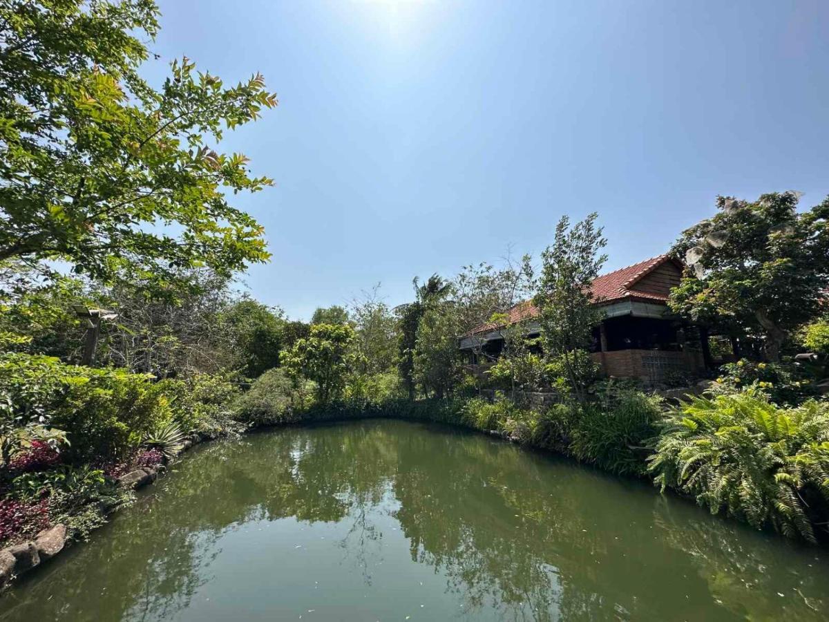 Suoi Rao Valley - Cach Ho Tram 17Km Ba Rịa Eksteriør billede